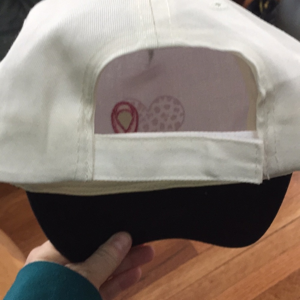 Hat - Picture 2 of 3